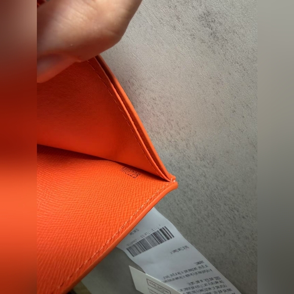 Louis Vuitton Slender Wallet - Picture 14 of 16